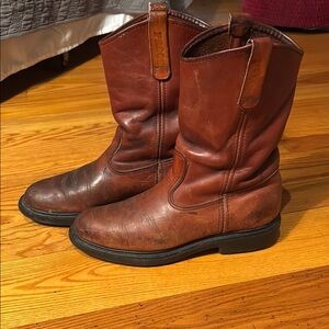 Red Wing Shoes Brown Leather Boots Classic Design